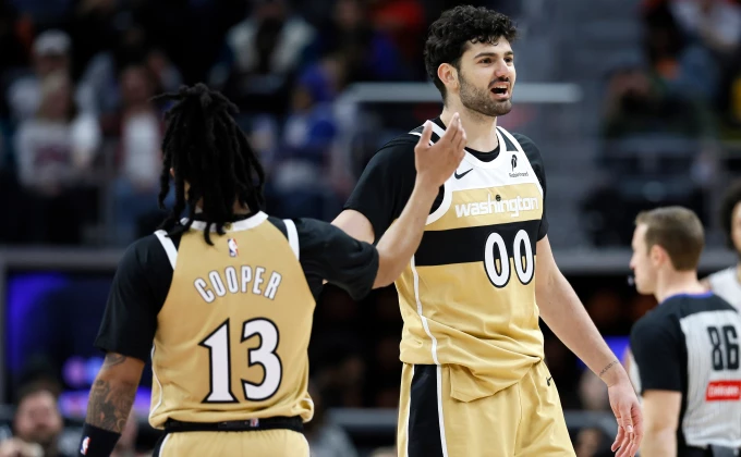 AP Photo/Duane Burleson